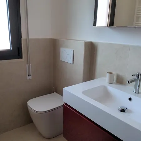 Smeraldo Apartment *